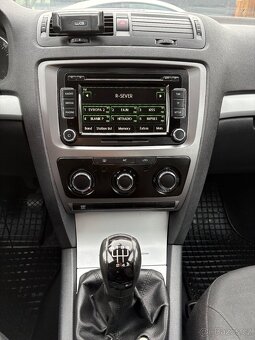Škoda Octavia II - 9