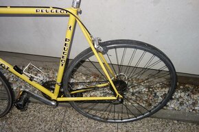Retro silnicni galuskove kolo PEUGEOT s vybavou SHIMANO - 9