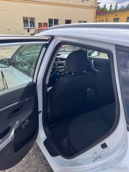 Kia Cee’d 1.6 CRDI - 9