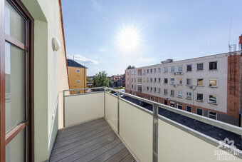 Pronájem bytu 1+1 42 m² s možností parkovacího místa, ulice - 9