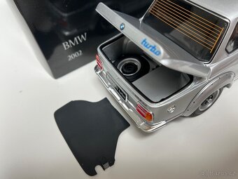 BMW 2002 Turbo 1:18 Kyosho - 9