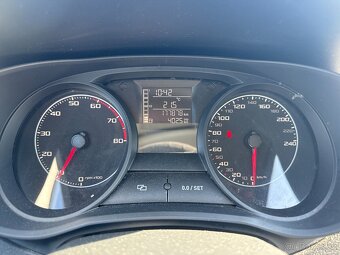 Seat Ibiza 1.2i SERVISNÍ KNIHA - 9