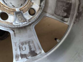 ALU kola Toyota CHR 5x114,3 R17 Originál, zimni pneu+TPMS - 9