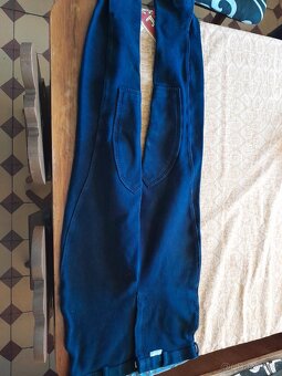 Jezdecká sada (páteřák, přilba, návleky,2x kalhoty) - 9