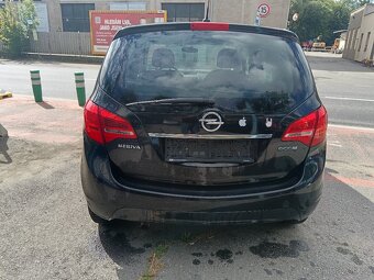 opel meriva - 9