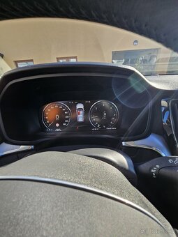 Volvo v 60 D3 rok 2020 - 9