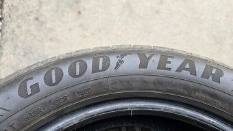 Letní pneu 215/55/17 Good Year - 9