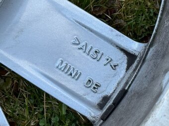 Krásná zimní ALU sada MINI 5x112, 5,5Jx16, TPMS senzory - 9