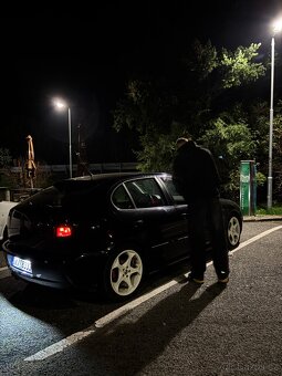 Seat Leon 1M - přestavěný na verzi Topsport (r.v. 2002) - 9