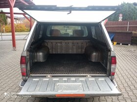 Prodám na Nissan Navara D22 2,5 D 98 KW - 9