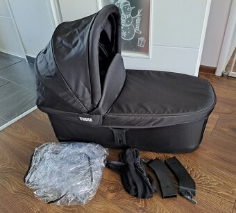 Kočárek Thule Urban Glide 2 + korba a spousta příslušenství - 9