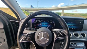 Mercedes-Benz Třídy E, 200 D, Servisováno, TOP STAV - 9