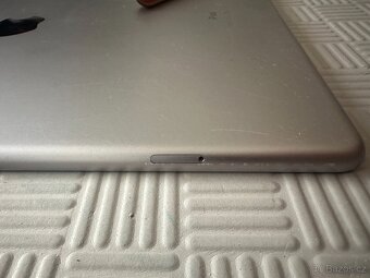 Ipad pro 12.9 256 celular - rozbitý display - 9