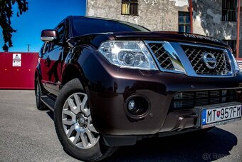 Nissan Pathfinder 3.0 dCi V6 LE - 9