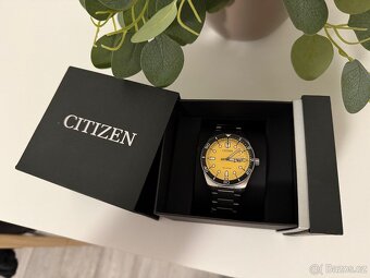 Citizen Eco-Drive Sports AW1760-81Z - 9