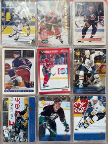 700 hokejových kartiček 1990-1998 - 9