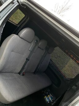 Opel vivaro 6míst - 9