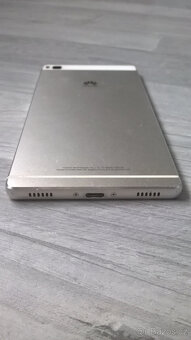 Huawei P8 na díly/opravu - kontakt email - 9