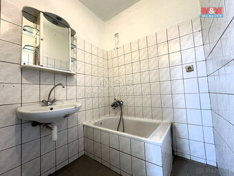 Prodej bytu 3+1, 69 m², Vintířov - 9