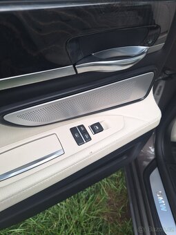 BMW 750I XDRIVE - 9