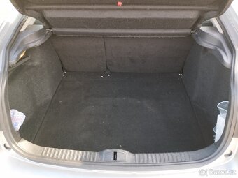 Renault Laguna 1,6 16V R.V. 2006 82 kW - 9