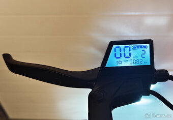 X-scooters XS04 48V - 82km/najeto - 9