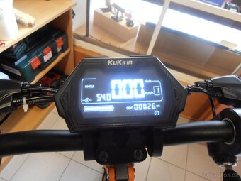 Elektrická koloběžka Kugoo KuKirin G2 Max - 9