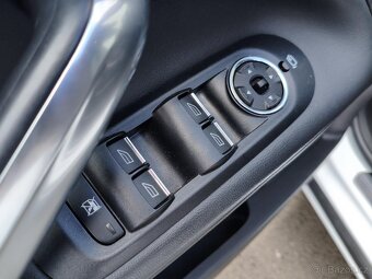 Ford Mondeo 2.0TDCi , 103 kW nafta, 2014 - 9