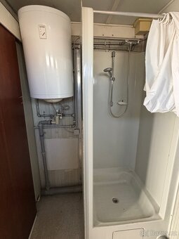 Sanitární / WC kontejner se sprchou / 3m délky - 9