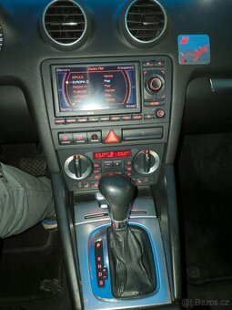 Prodám Audi A3 sportback 3.2 V6 DSG - 9