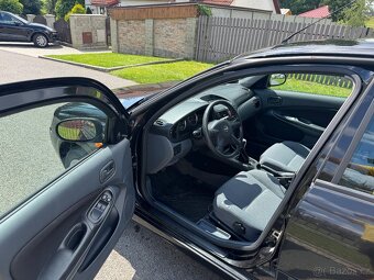 Nissan Almera - 9