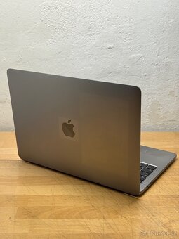 MacBook Pro 13” 2020/16GB RAM/Intel i5/1TB SSD/Záruka - 9