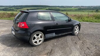 Volkswagen Golf V 2.0 TDI 103kW, r. 2004, STK 9/2026 - 9