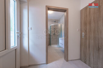 Pronájem bytu 1+kk, 42 m², Vojkov - 9
