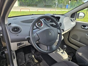 Renault Twingo 1.2i,75kw, automat,nová STK. - 9