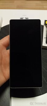 Samsung Galaxy S25 Ultra 1TB prodám vyměním za fold 7 1TB - 9