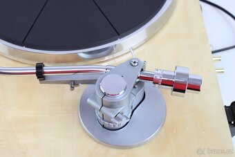 Gramofón YAMAHA YP-D9 - 9