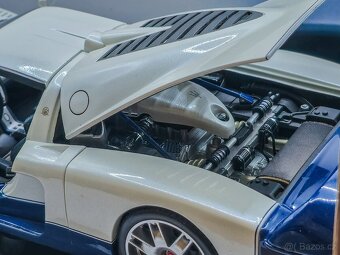 Maserati MC12 1:18 HotWheels ELITE - 9