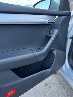 Škoda Octavia 2.0 TDi ČR digi klima - 9