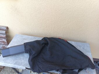 Vysavač listí zn. Gardena- 3000 W. - 9