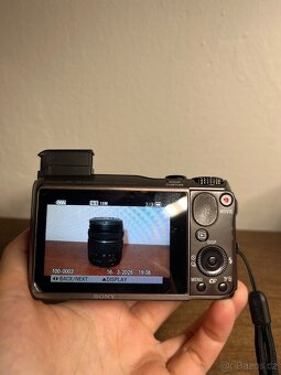 Sony Cybershot DSC-HC20V - 9