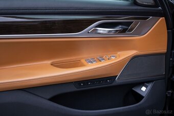 BMW Rad 7 750Li xDrive A/T 2018 - 9