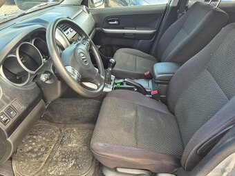 Suzuki Grand Vitara,1.9DDiS,95KW,4x4,KEYLESS,VÝHŘEV,9/2010 - 9