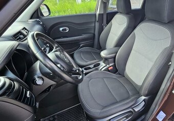 Kia Soul 1.6i GDI 97kW NAVIGACE 36800km - 9