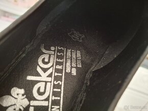1x obuté kožené polobotky Rieker 38 černé kvalitní měkké - 9