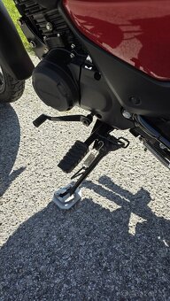 Honda CB 125 F - 9