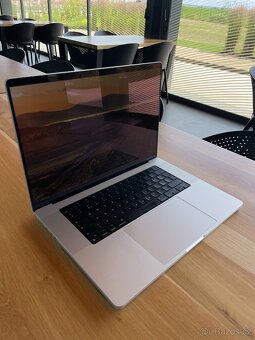 Zánovní - MacBook Pro 16" M1 PRO 512GB SSD | 16GB RAM - 9
