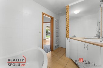 Pronájem, byty/3+kk, 68 m2, Ve Stromovce, Třebeš, 50011 Hrad - 9