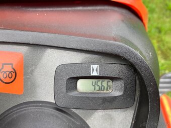 Zahradní traktor Kubota GR 1600 II - 9