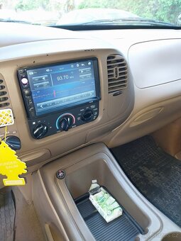 Ford expedition 5,4 V8 edice Eddie Brauer - 9